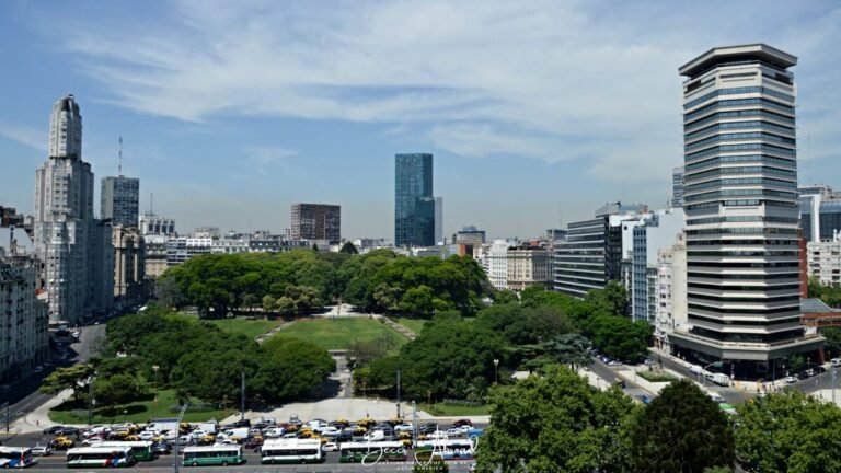 Working in Argentina: A Comprehensive Guide For Foreigners