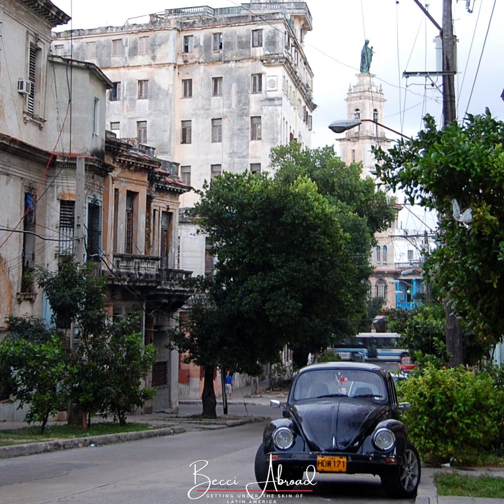 En gammel parkeringsplads i Vedado, et roligt kvarter i Havana, der er værd at besøge for sin mere lokale følelse