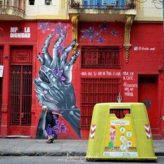Street art in Buenos Aires 🎨 🇦🇷

Street art in Buenos Aires is spread out throughout the city. Some areas such as Palermo Soho and Villa Crespo have a higher concentration than other 🎨 🇦🇷

Do you like to explore street art when traveling? 🎨 🇦🇷

#BuenosAires #streetart #buenosairestravel #Argentina #politiken_rejser #becciabroad #latergram #ig_argentina #ig_buenosaires #buenosaires #igersbsas #igersargentina #loves_buenosaires #loves_argentina #argentina360 #visto_en_buenosaires #argentinaig #argentina_estrella #argentina_greatshots #great_captures_argentina #urbanosaires #travelblog #travelblogger