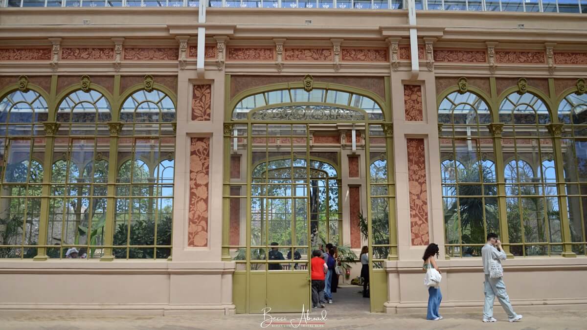 Exploring the Greenhouse in Ciutadella Park, a non-touristy thing to do in Barcelona