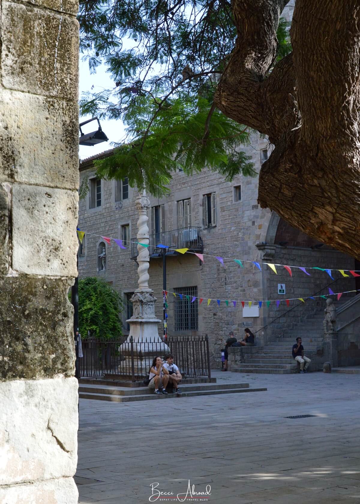 Details of Jardins de Rubió i Lluch, one of Barcelona's hidden gems