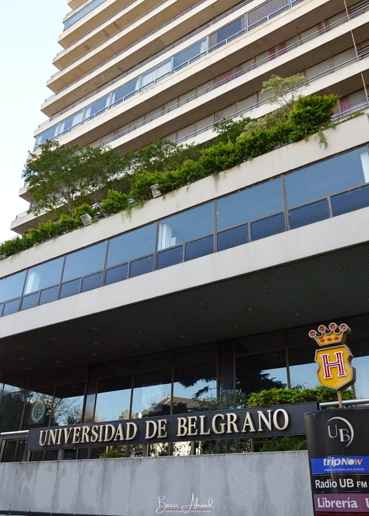 The front of Universidad de Belgrano