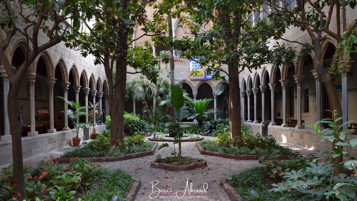 Hidden Courtyard at Basílica de la Purísima Concepción, a non-touristy thing to do in Barcelona for history buffs