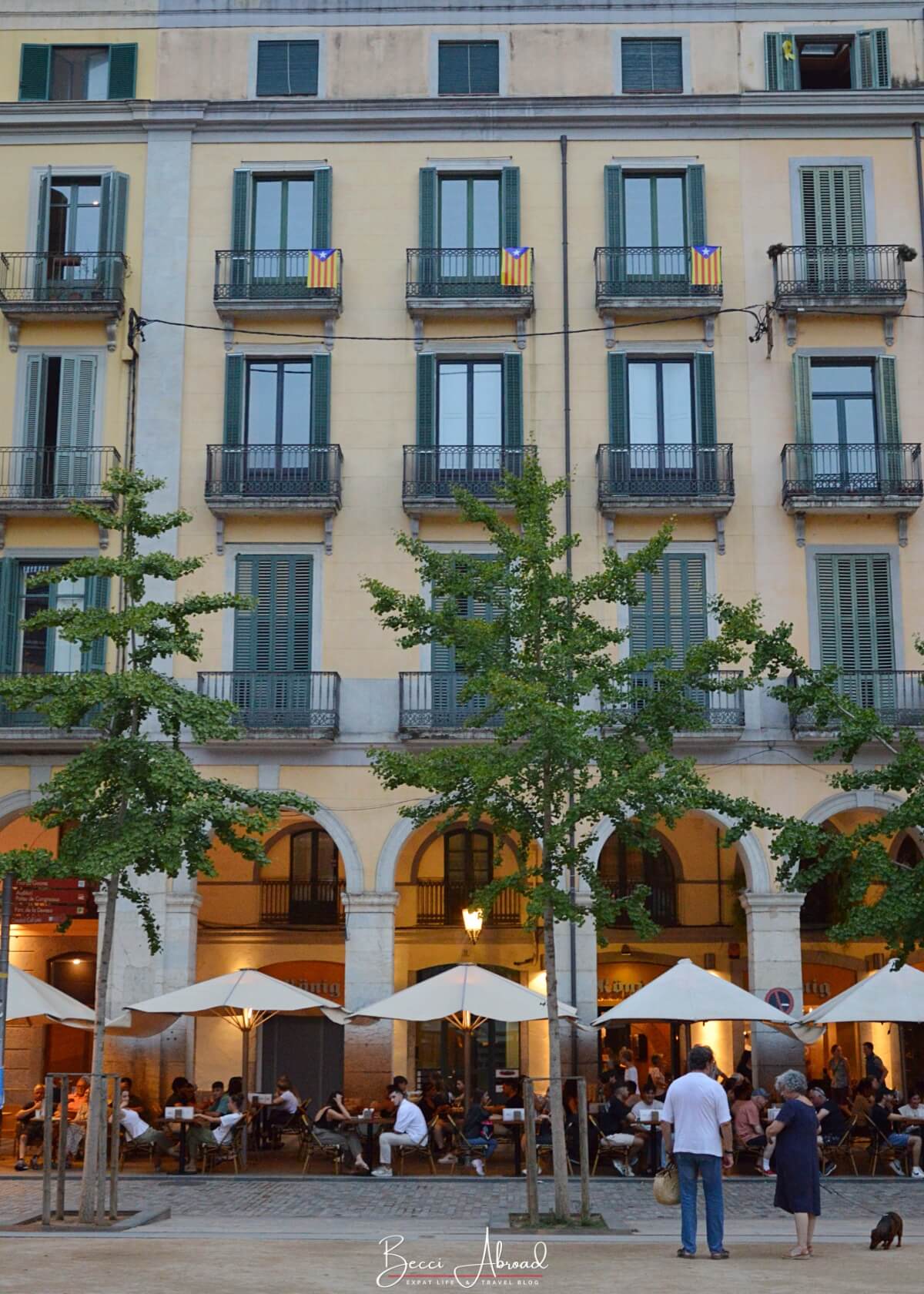 Tapas restaurants on Girona’s Plaça de la Independència