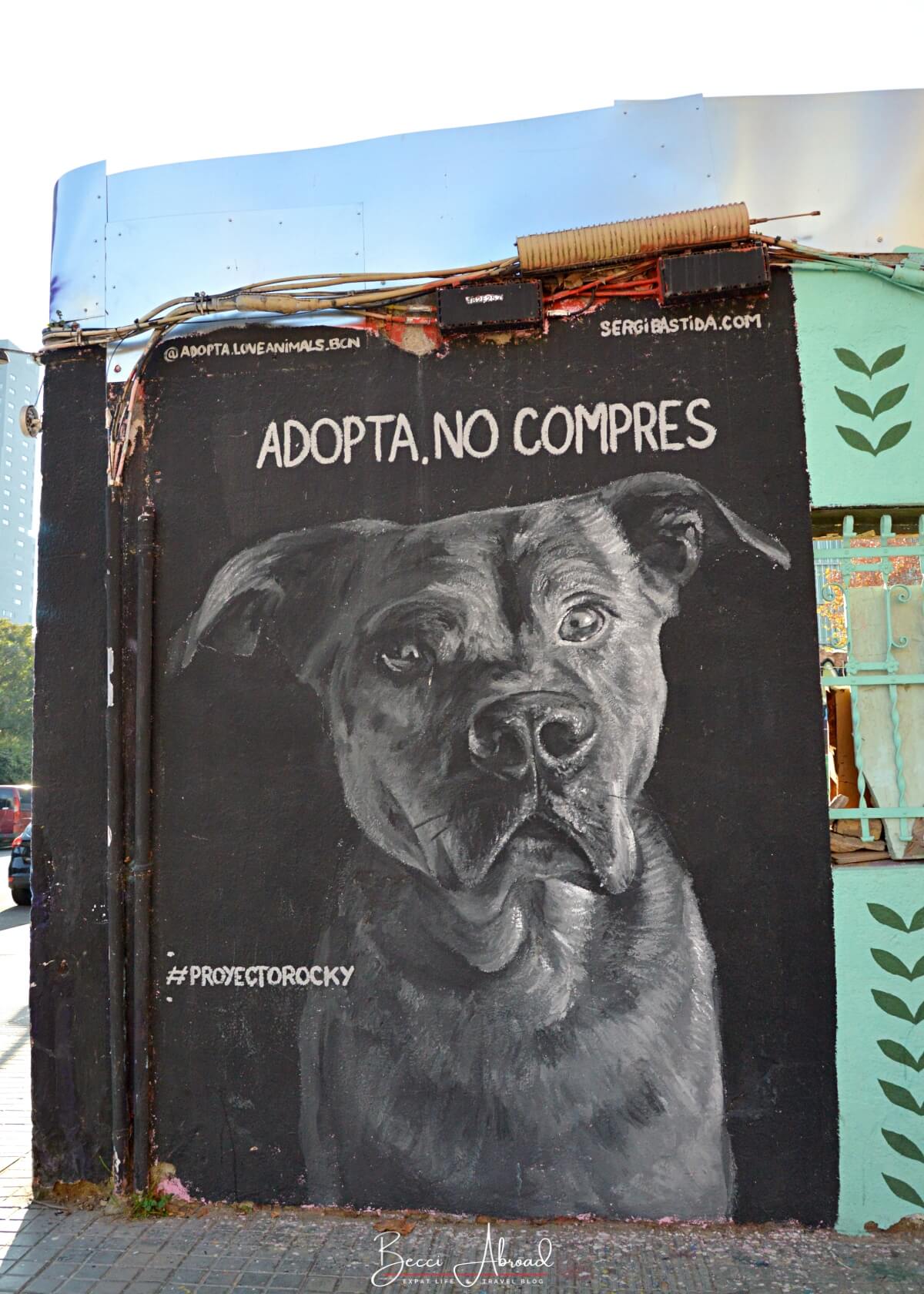 Street art mural in Poblenou supporting stray dogs 