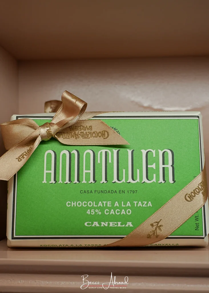 Chocolate Amatller drinking chocolate with cinnamon in a green box