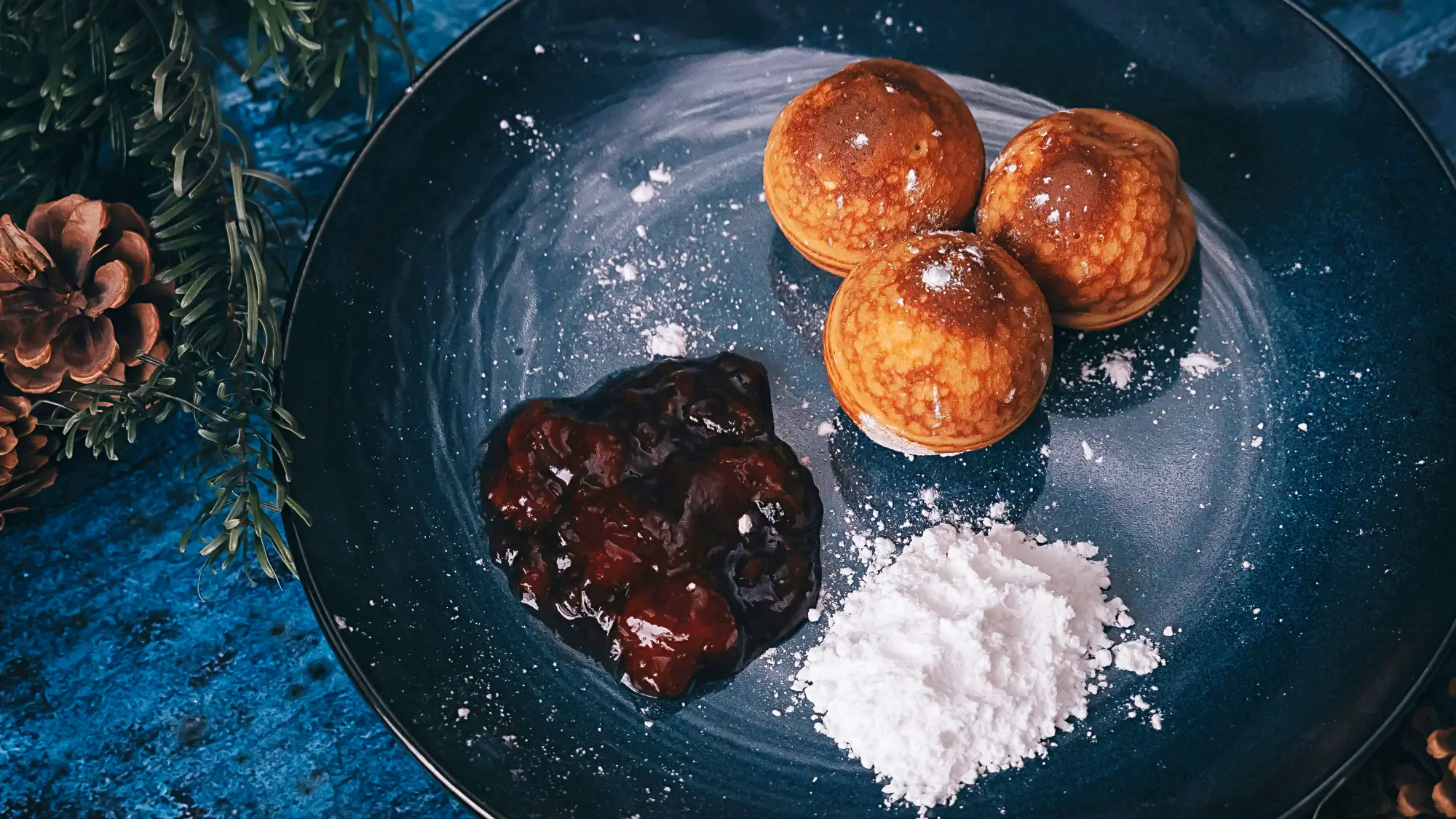 danish christmas traditions,christmas in denmark,how do danes celebrate christmas,when do danes celebrate christmas,Danish Christmas tradition