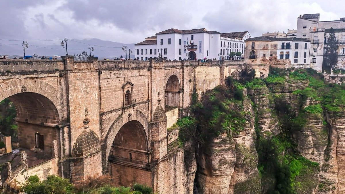 Puente Nuevo bridge over the El Tajo gorge in Ronda